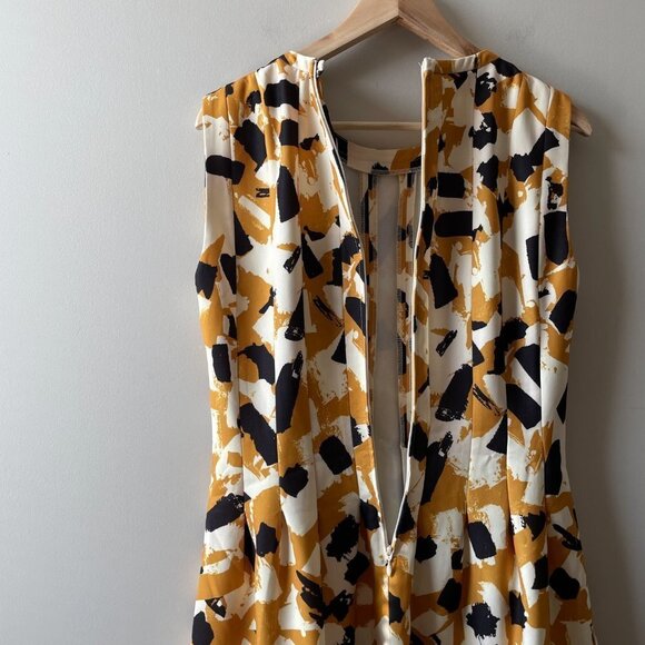 H&m | Pleated Fit and Flare Dress - Size 12 - Picture 5 of 12